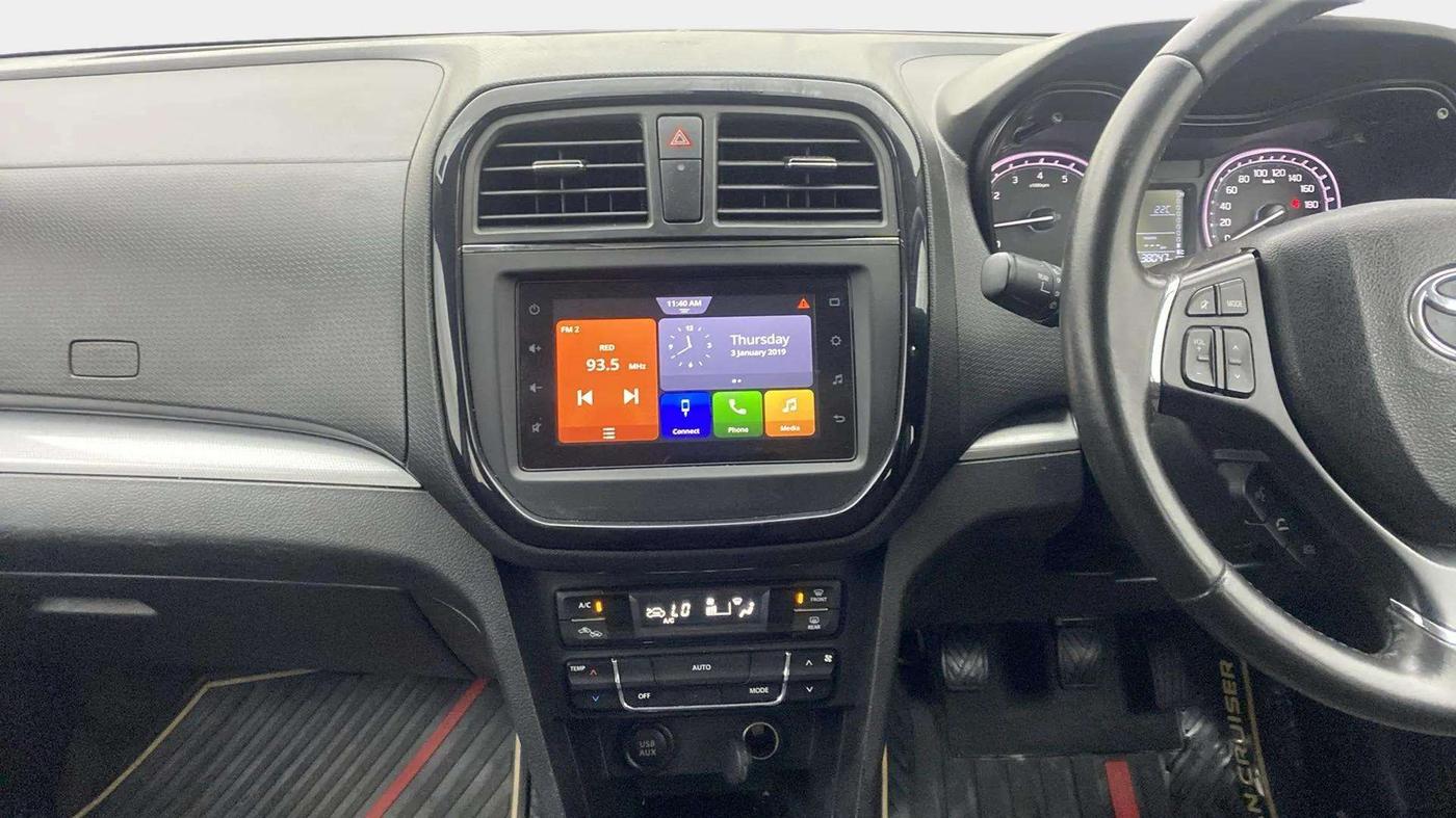 2021 Toyota URBAN CRUISER PREMIUM GRADE MT DUAL TONE, Petrol, Manual, 38,133 km, Air Conditioner