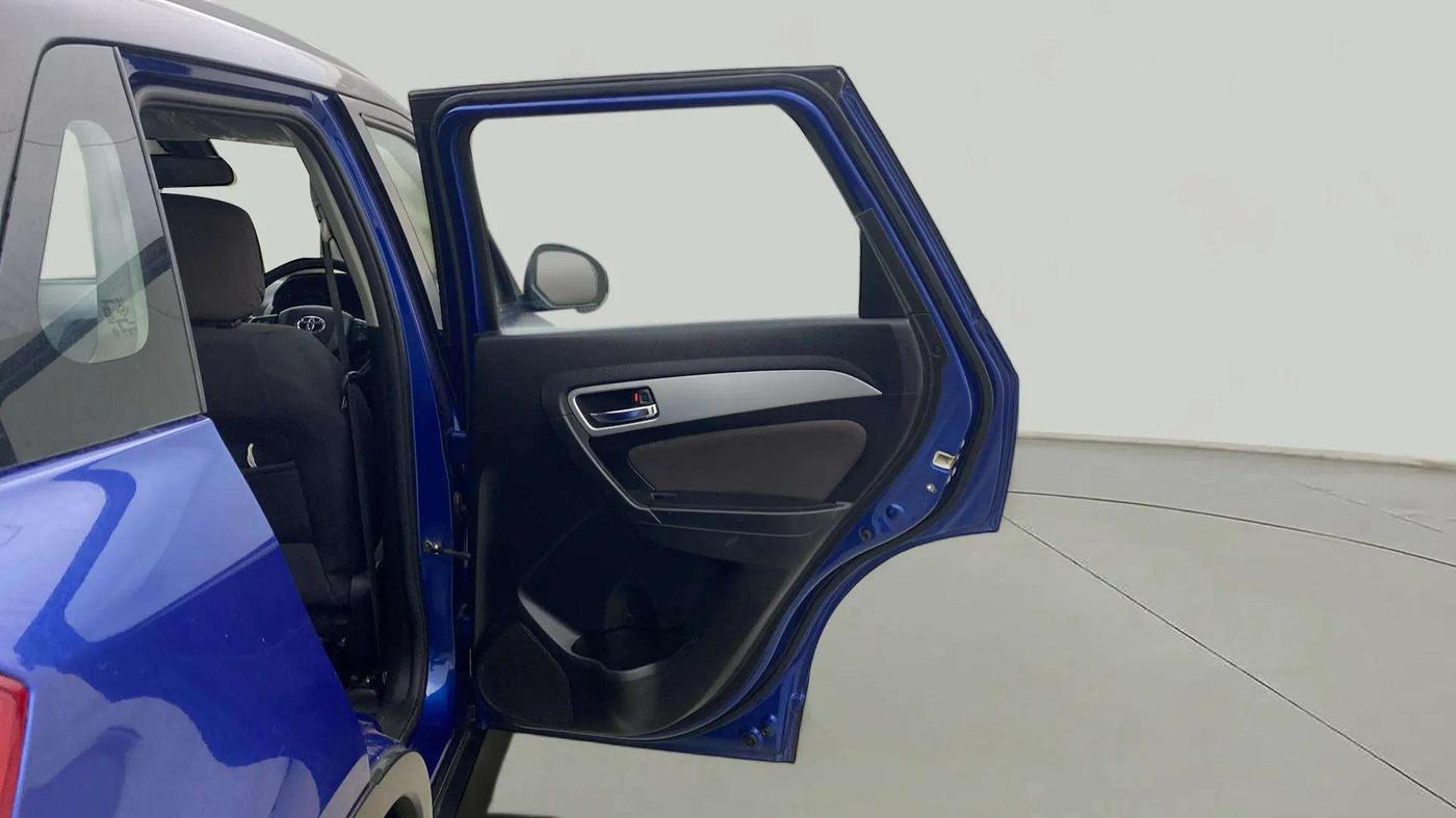 2021 Toyota URBAN CRUISER PREMIUM GRADE MT DUAL TONE, Petrol, Manual, 38,133 km, RHS Rear Door