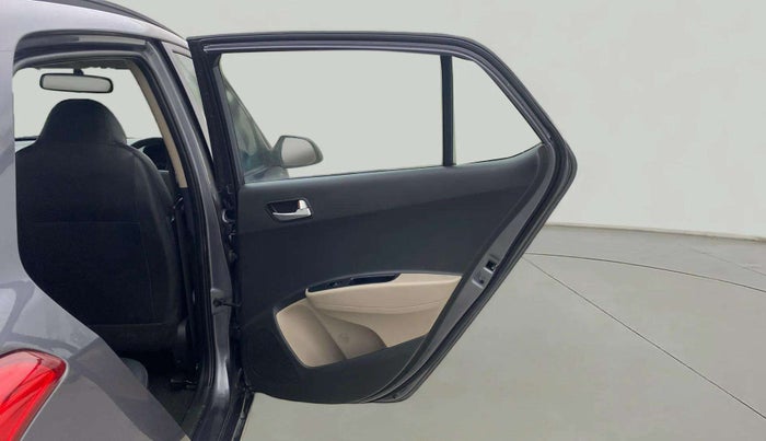 2018 Hyundai Grand i10 SPORTZ AT 1.2 KAPPA VTVT, Petrol, Automatic, 27,491 km, RHS Rear Door