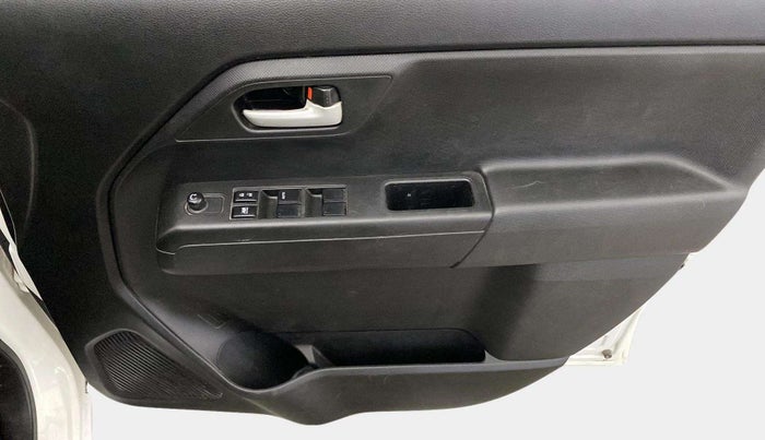 2021 Maruti New Wagon-R VXI (O) 1.0, Petrol, Manual, 37,939 km, Driver Side Door Panels Control