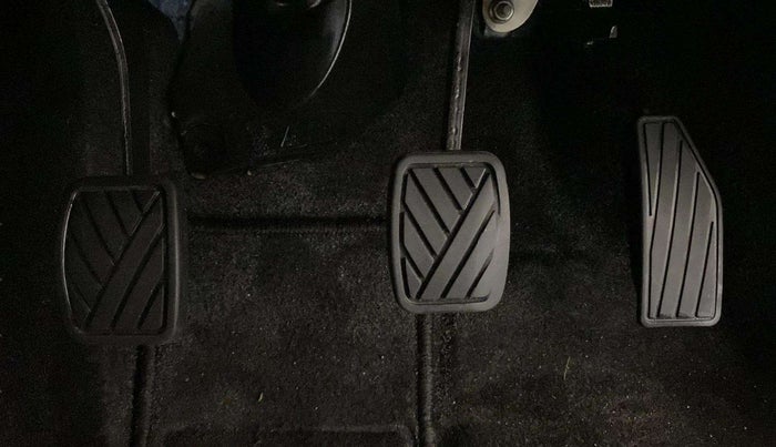 2021 Maruti New Wagon-R VXI (O) 1.0, Petrol, Manual, 37,939 km, Pedals