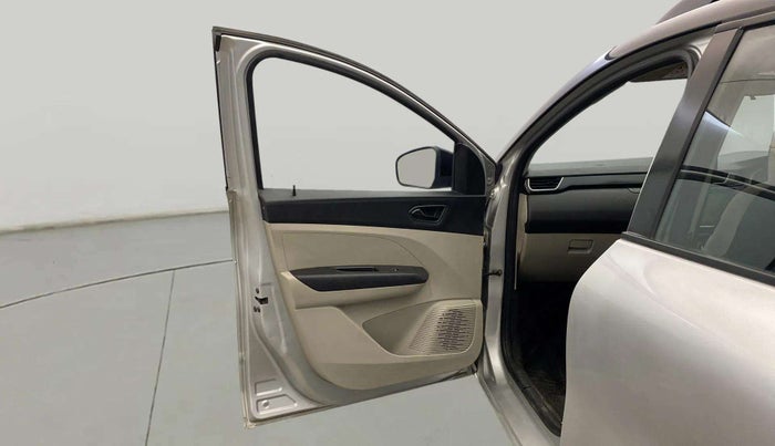 2022 Renault TRIBER RXT LIMITED EDITION, Petrol, Manual, 81,779 km, LHS Front Door