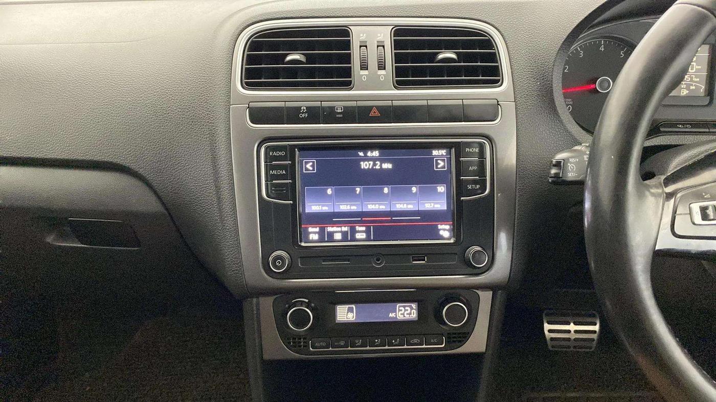 2019 Volkswagen Vento 1.2 TSI HIGHLINE PLUS AT, Petrol, Automatic, 72,748 km, Air Conditioner