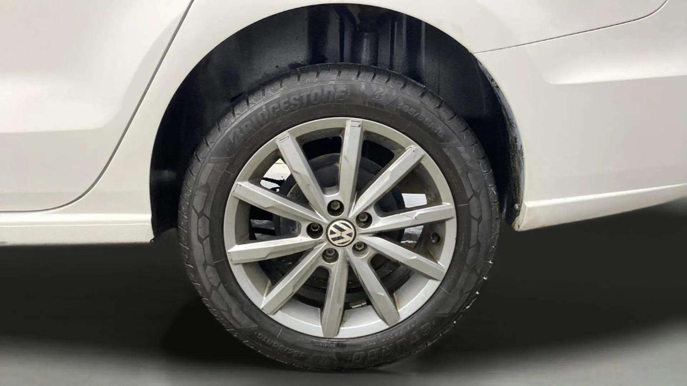2019 Volkswagen Vento 1.2 TSI HIGHLINE PLUS AT, Petrol, Automatic, 72,748 km, Left Rear Wheel