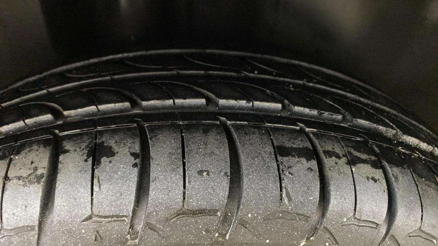 2019 Volkswagen Vento 1.2 TSI HIGHLINE PLUS AT, Petrol, Automatic, 72,748 km, Right Rear Tyre Tread