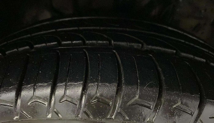 2022 Tata TIGOR XZ PLUS CNG, CNG, Manual, 98,109 km, Right Front Tyre Tread