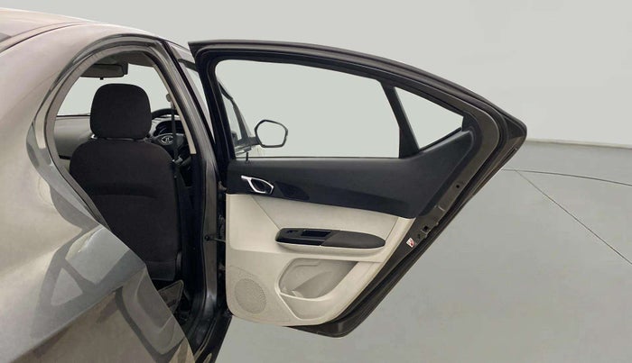 2022 Tata TIGOR XZ PLUS CNG, CNG, Manual, 98,109 km, RHS Rear Door