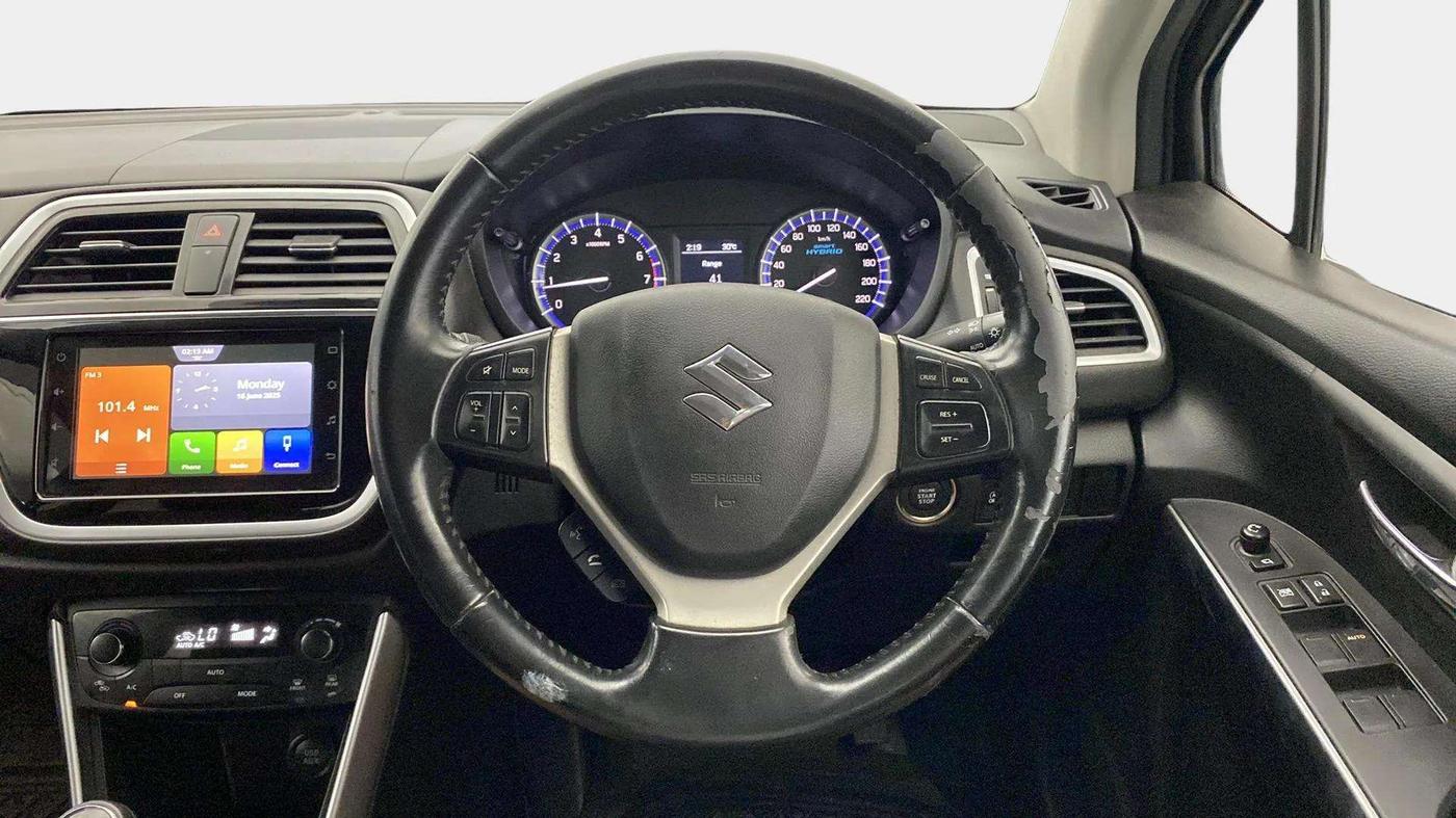 2021 Maruti S Cross ALPHA 1.5, Petrol, Manual, 59,710 km, Steering Wheel Close Up