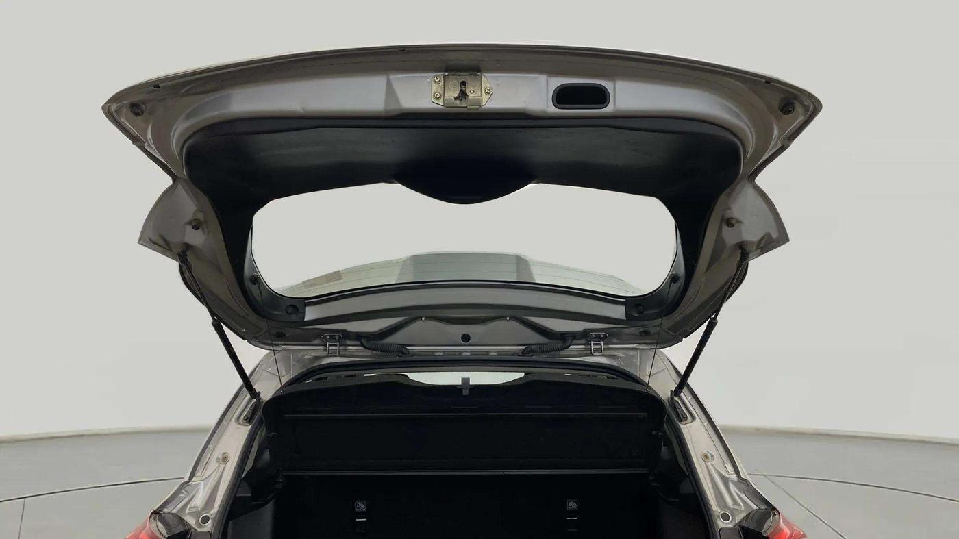 2021 Maruti S Cross ALPHA 1.5, Petrol, Manual, 59,710 km, Boot Door Open
