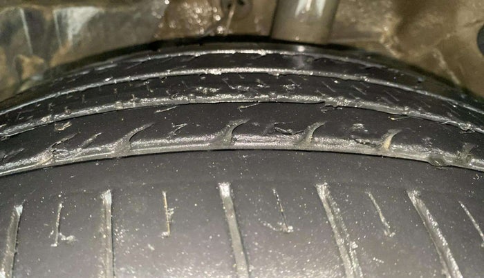2019 MG HECTOR SHARP 1.5 DCT PETROL, Petrol, Automatic, 24,028 km, Left Front Tyre Tread