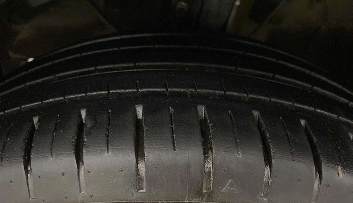 2021 Maruti Baleno ZETA PETROL 1.2, Petrol, Manual, 1,48,478 km, Left Front Tyre Tread