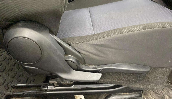 2021 Maruti Baleno ZETA PETROL 1.2, Petrol, Manual, 1,48,478 km, Driver Side Adjustment Panel