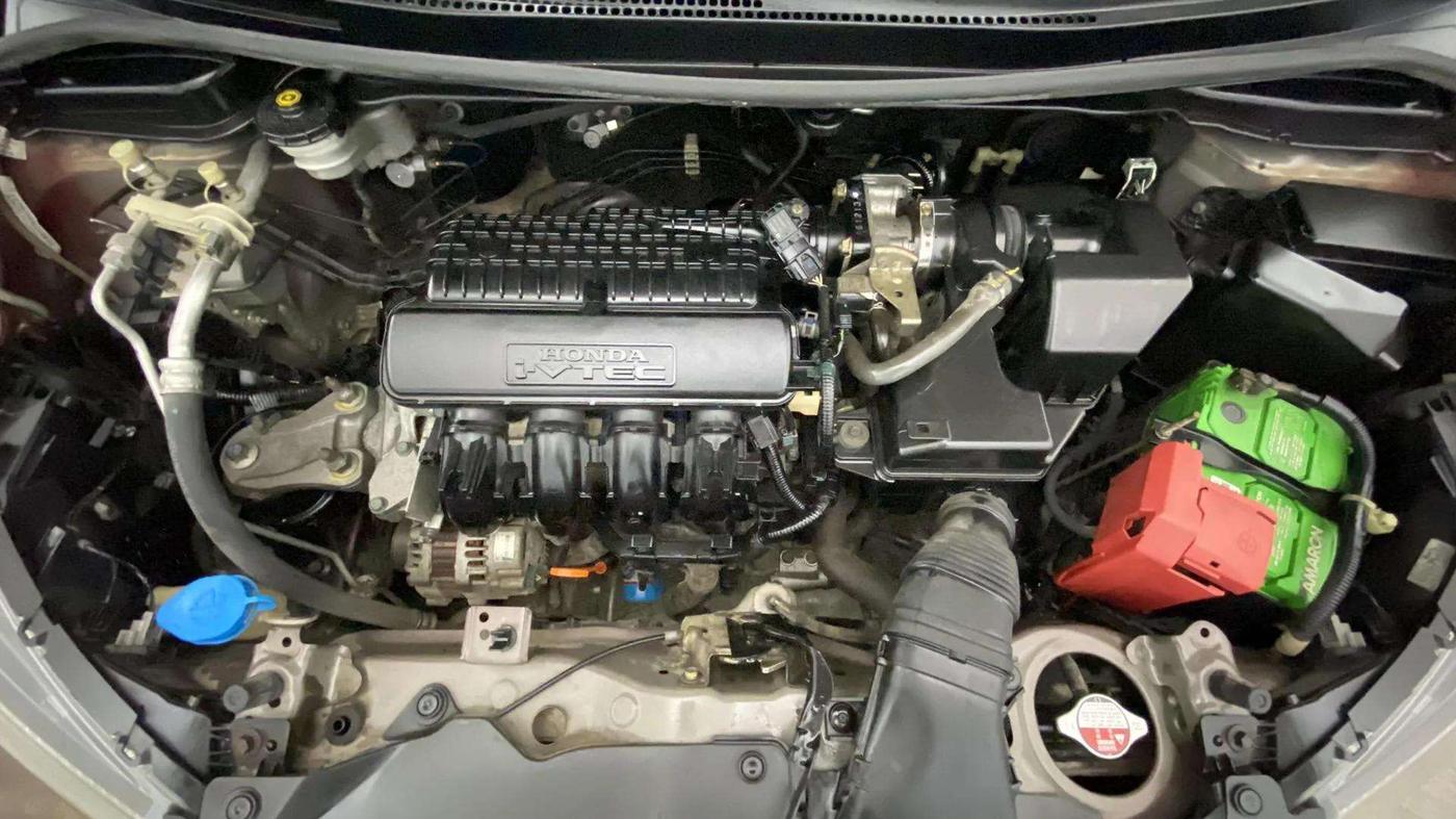 2017 Honda Jazz 1.2L I-VTEC SV, Petrol, Manual, 39,237 km, Engine View