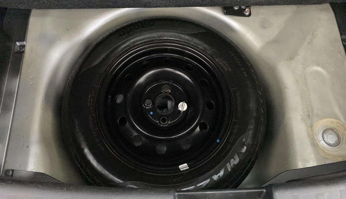 2013 Maruti Swift VXI, Petrol, Manual, 50,002 km, Spare Tyre