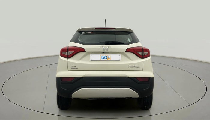 2023 Mahindra XUV300 W8 (O) 1.5 DIESEL AMT, Diesel, Automatic, 29,593 km, Back/Rear