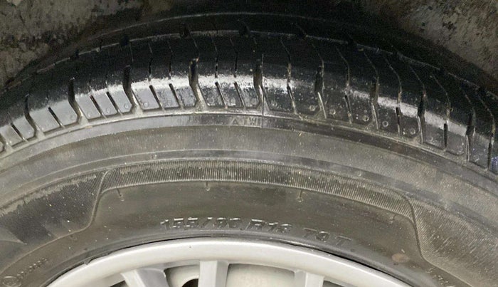 2014 Hyundai i10 MAGNA 1.1, Petrol, Manual, 59,400 km, Right Rear Tyre Tread