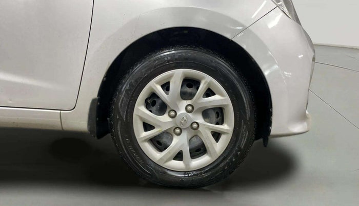 2017 Hyundai Grand i10 SPORTZ 1.2 KAPPA VTVT, Petrol, Manual, 19,958 km, Right Front Wheel
