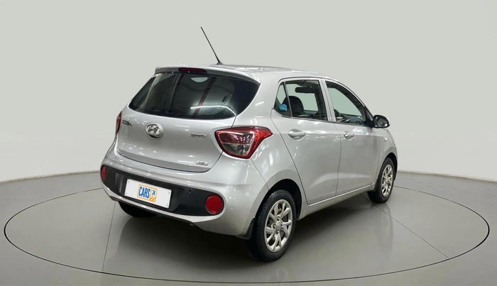 2017 Hyundai Grand i10 SPORTZ 1.2 KAPPA VTVT, Petrol, Manual, 19,958 km, Right Back Diagonal