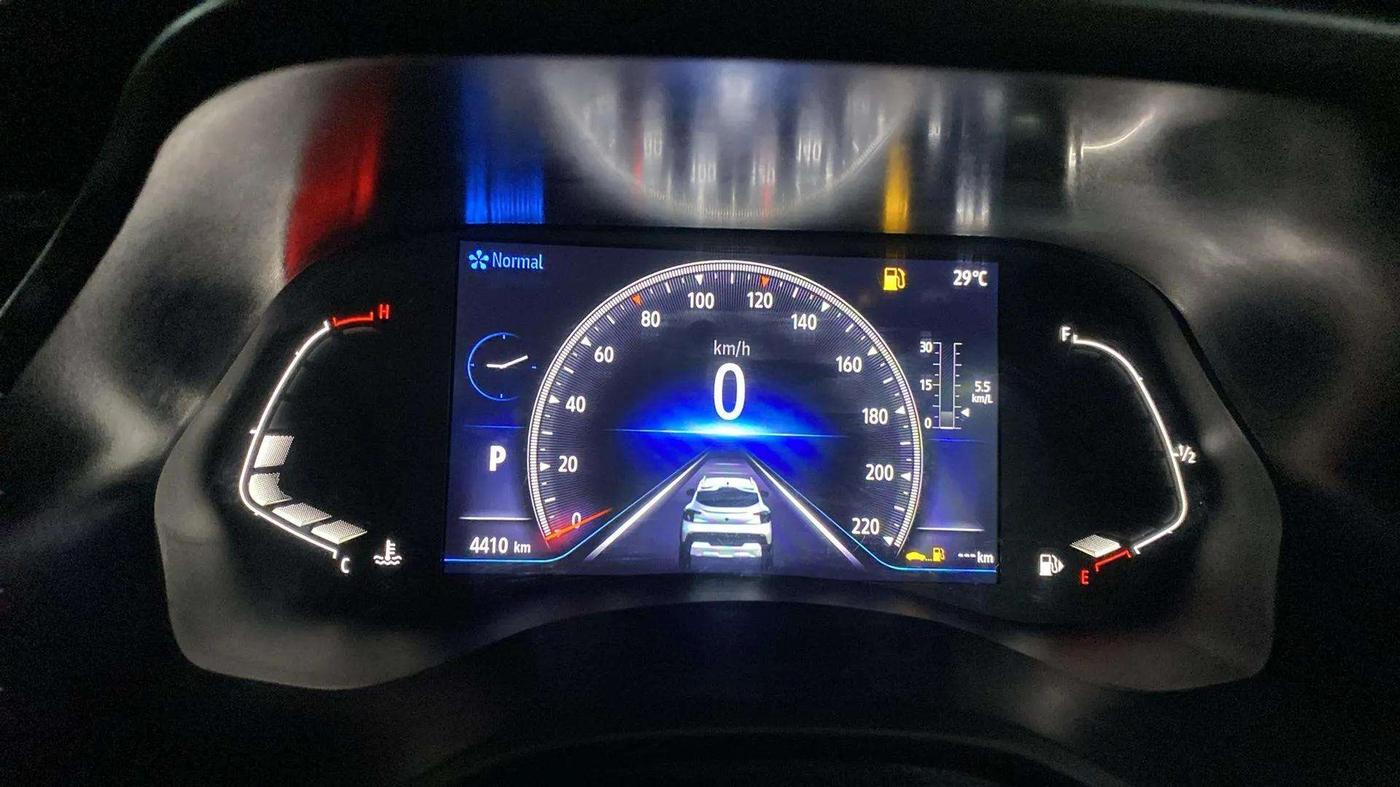 2023 Renault Kiger RXZ TURBO CVT, Petrol, Automatic, 4,415 km, Odometer Image