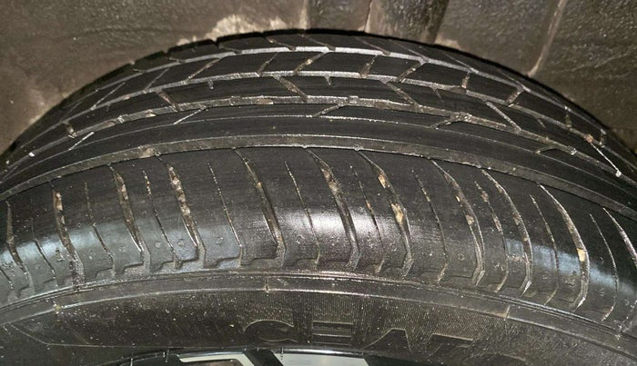 2023 Renault Kiger RXZ TURBO CVT, Petrol, Automatic, 4,379 km, Left Rear Tyre Tread