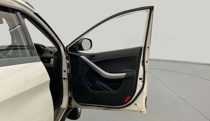 2020 Tata NEXON XM SUNROOF PETROL, Petrol, Manual, 48,700 km, RHS Front Door