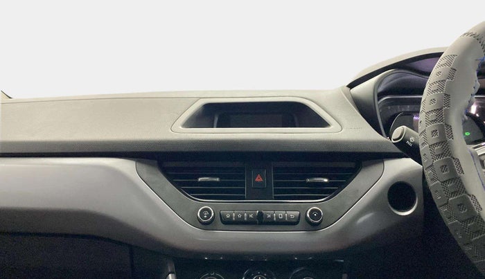 2020 Tata NEXON XM SUNROOF PETROL, Petrol, Manual, 48,700 km, Air Conditioner