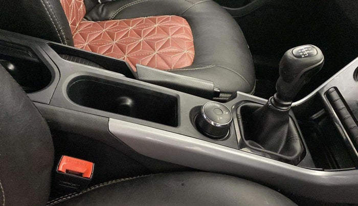 2020 Tata NEXON XM SUNROOF PETROL, Petrol, Manual, 48,700 km, Gear Lever