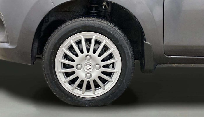 2018 Maruti Alto K10 VXI, Petrol, Manual, 32,860 km, Left Front Wheel