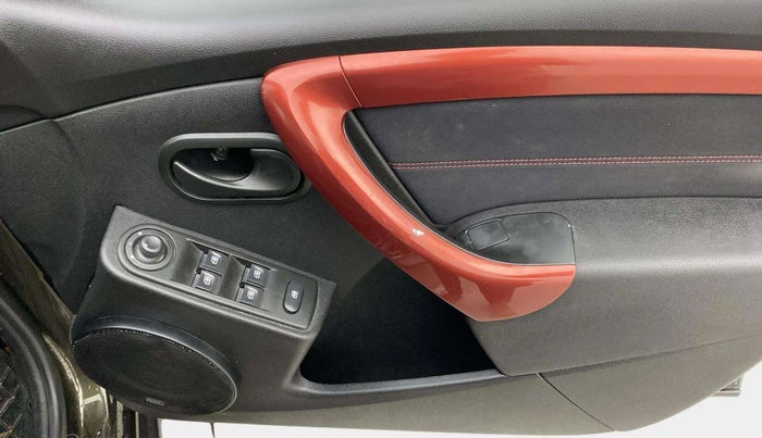 2018 Renault Duster RXS CVT, Petrol, Automatic, 27,458 km, Driver Side Door Panels Control