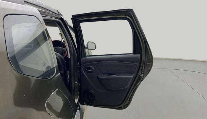 2018 Renault Duster RXS CVT, Petrol, Automatic, 27,458 km, RHS Rear Door