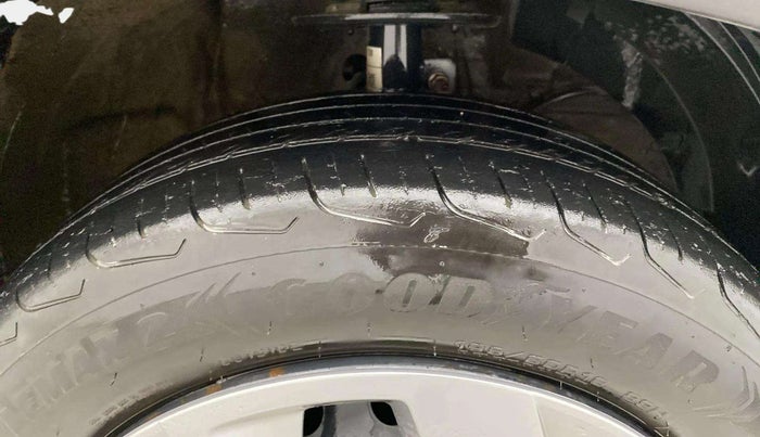 2023 Maruti FRONX DELTA CNG 1.2 MT, CNG, Manual, 45,501 km, Right Front Tyre Tread
