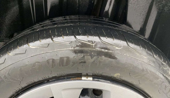 2023 Maruti FRONX DELTA CNG 1.2 MT, CNG, Manual, 45,501 km, Left Rear Tyre Tread