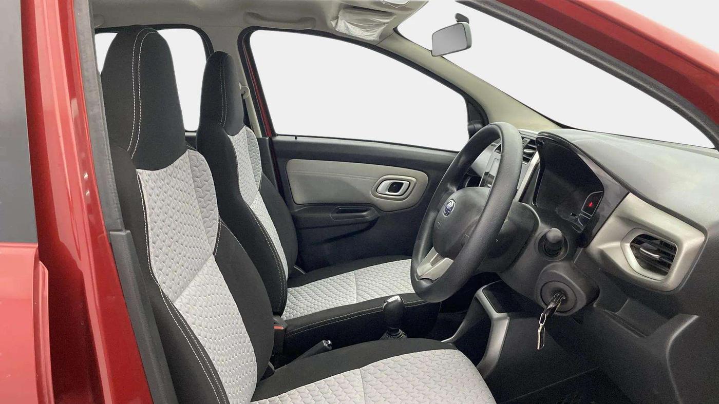 2020 Datsun Redi Go T(O) 1.0 AMT, Petrol, Automatic, 16,736 km, Right Side Front Door Cabin