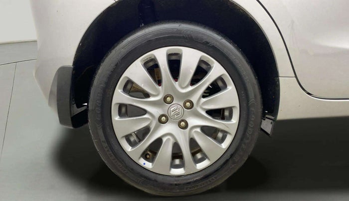 2016 Maruti Baleno ALPHA PETROL 1.2, Petrol, Manual, 71,989 km, Right Rear Wheel