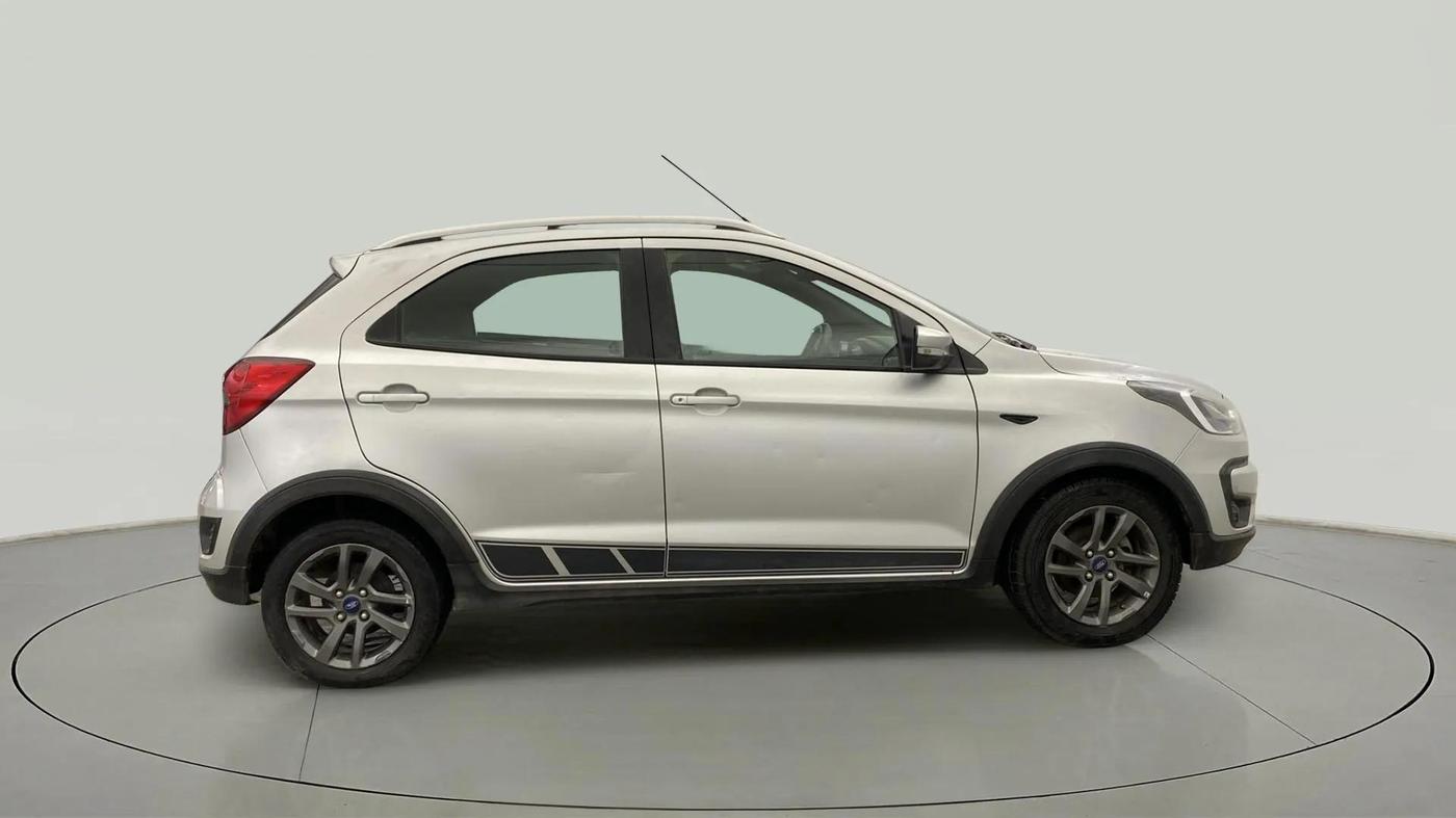 2020 Ford FREESTYLE TITANIUM 1.5 DIESEL, Diesel, Manual, 83,546 km, Right Side View