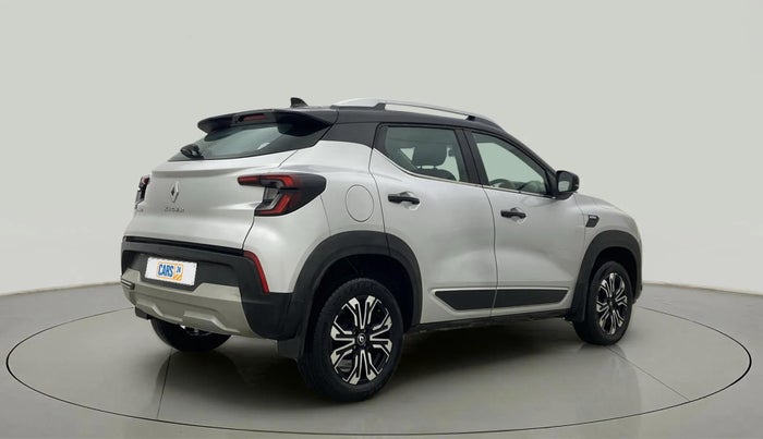 2022 Renault Kiger RXZ AMT DUAL TONE, Petrol, Automatic, 33,781 km, Right Back Diagonal