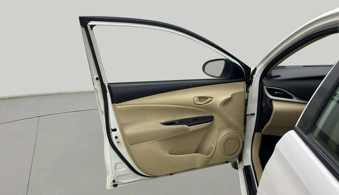 2019 Toyota YARIS J MT, Petrol, Manual, 64,362 km, LHS Front Door