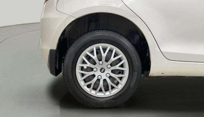 2017 Maruti Swift VXI, Petrol, Manual, 34,288 km, Right Rear Wheel