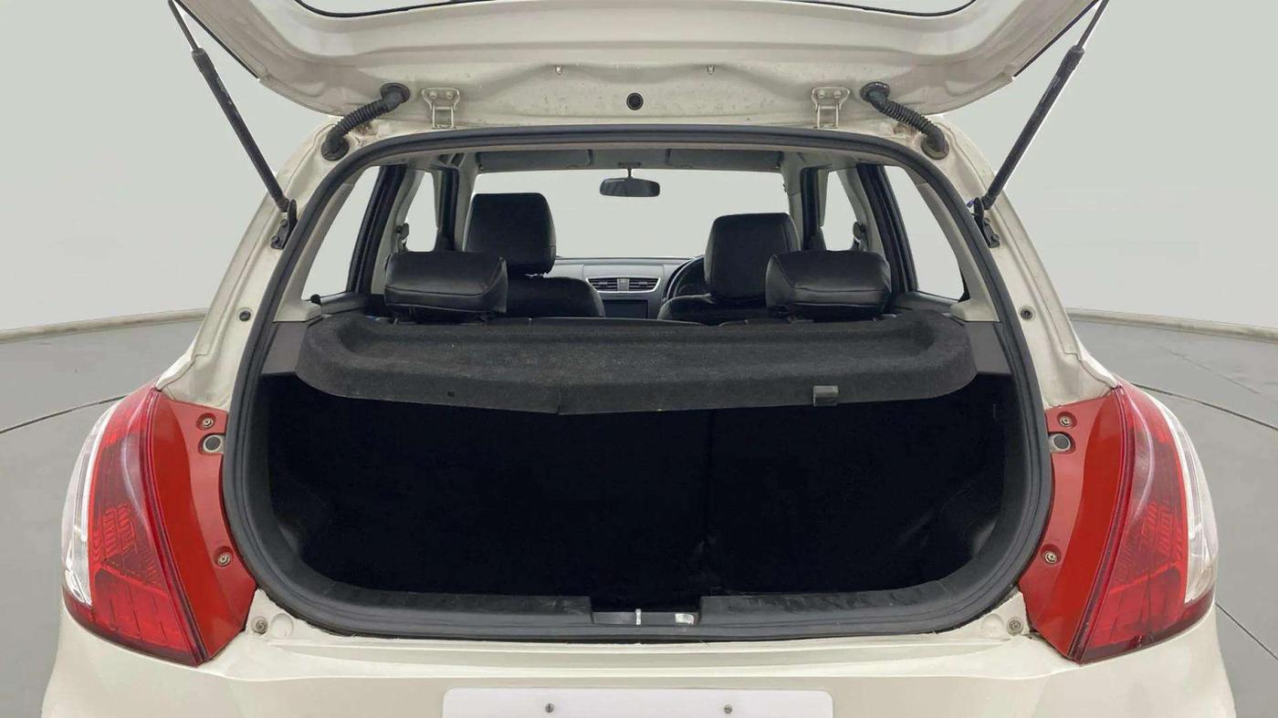 2017 Maruti Swift VXI, Petrol, Manual, 34,288 km, Boot Open Zoomed View