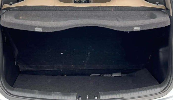 2019 Hyundai Grand i10 MAGNA 1.2 KAPPA VTVT, Petrol, Manual, 26,498 km, Boot Inside