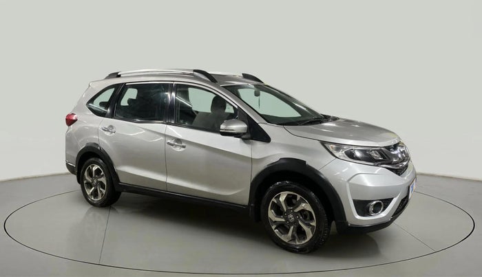 2018 Honda BR-V 1.5L I-VTEC V, Petrol, Manual, 69,398 km, Right Front Diagonal