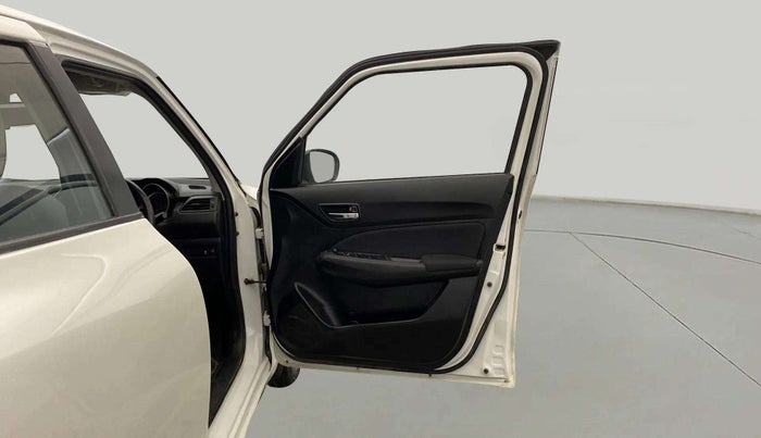 2022 Maruti Swift VXI AMT, Petrol, Automatic, 29,387 km, RHS Front Door