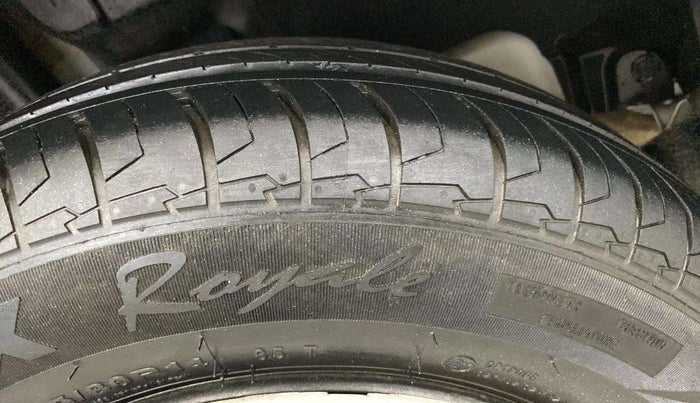 2022 Maruti Swift VXI AMT, Petrol, Automatic, 29,387 km, Left Front Tyre Tread