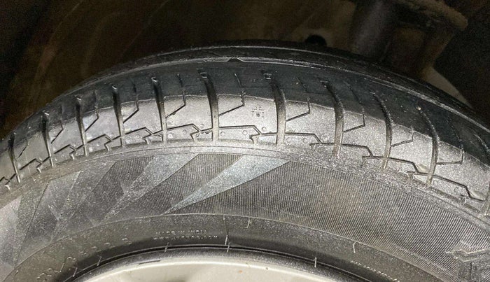 2022 Maruti Swift VXI AMT, Petrol, Automatic, 29,387 km, Right Rear Tyre Tread