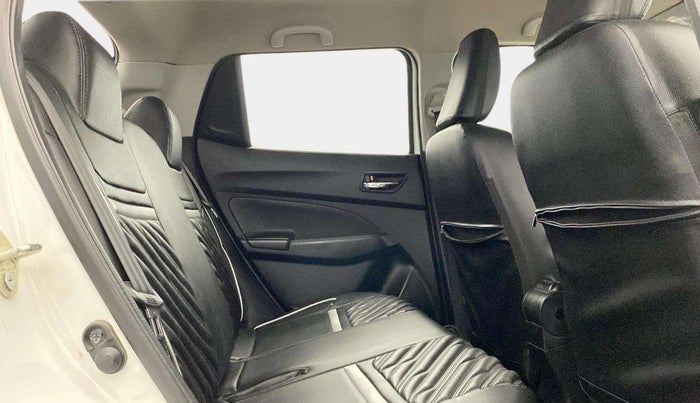 2022 Maruti Swift VXI AMT, Petrol, Automatic, 29,387 km, Right Side Rear Door Cabin