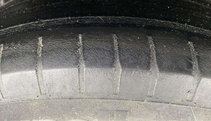 2020 Maruti Swift ZXI PLUS, Petrol, Manual, 91,266 km, Right Rear Tyre Tread