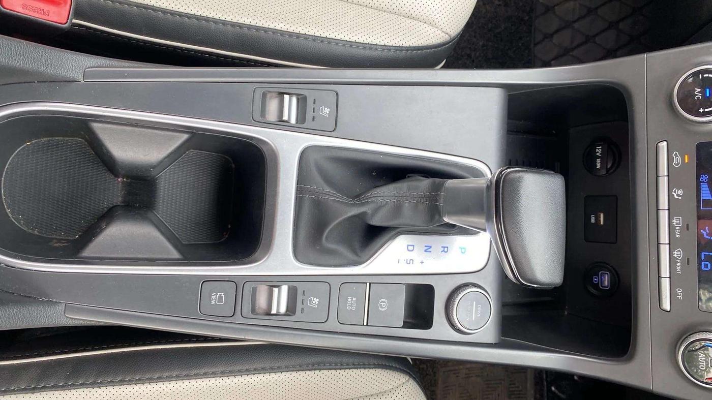 2021 Hyundai Creta SX (O) IVT 1.5 PETROL, Petrol, Automatic, 46,572 km, Gear Lever