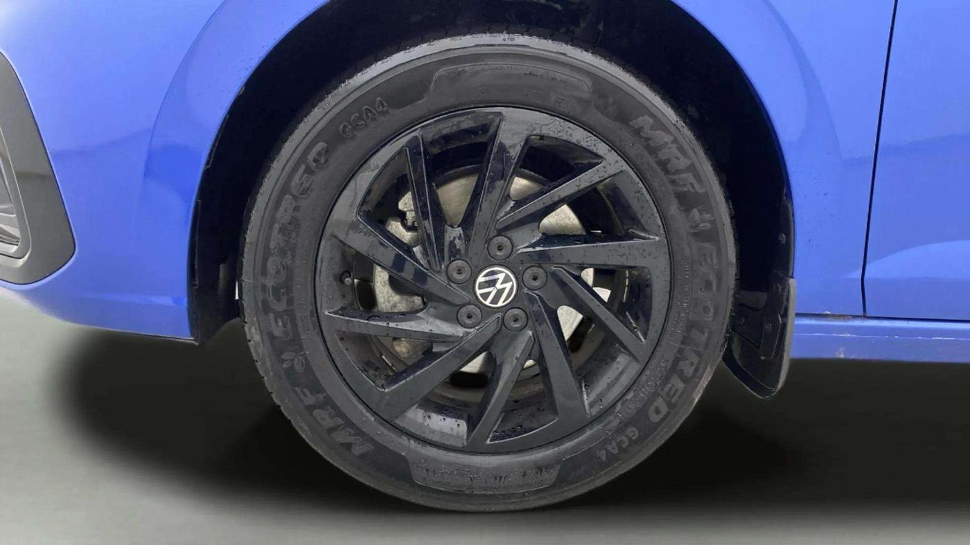 2024 Volkswagen VIRTUS GT Line 1.0 TSI MT, Petrol, Manual, 9,735 km, Left Front Wheel