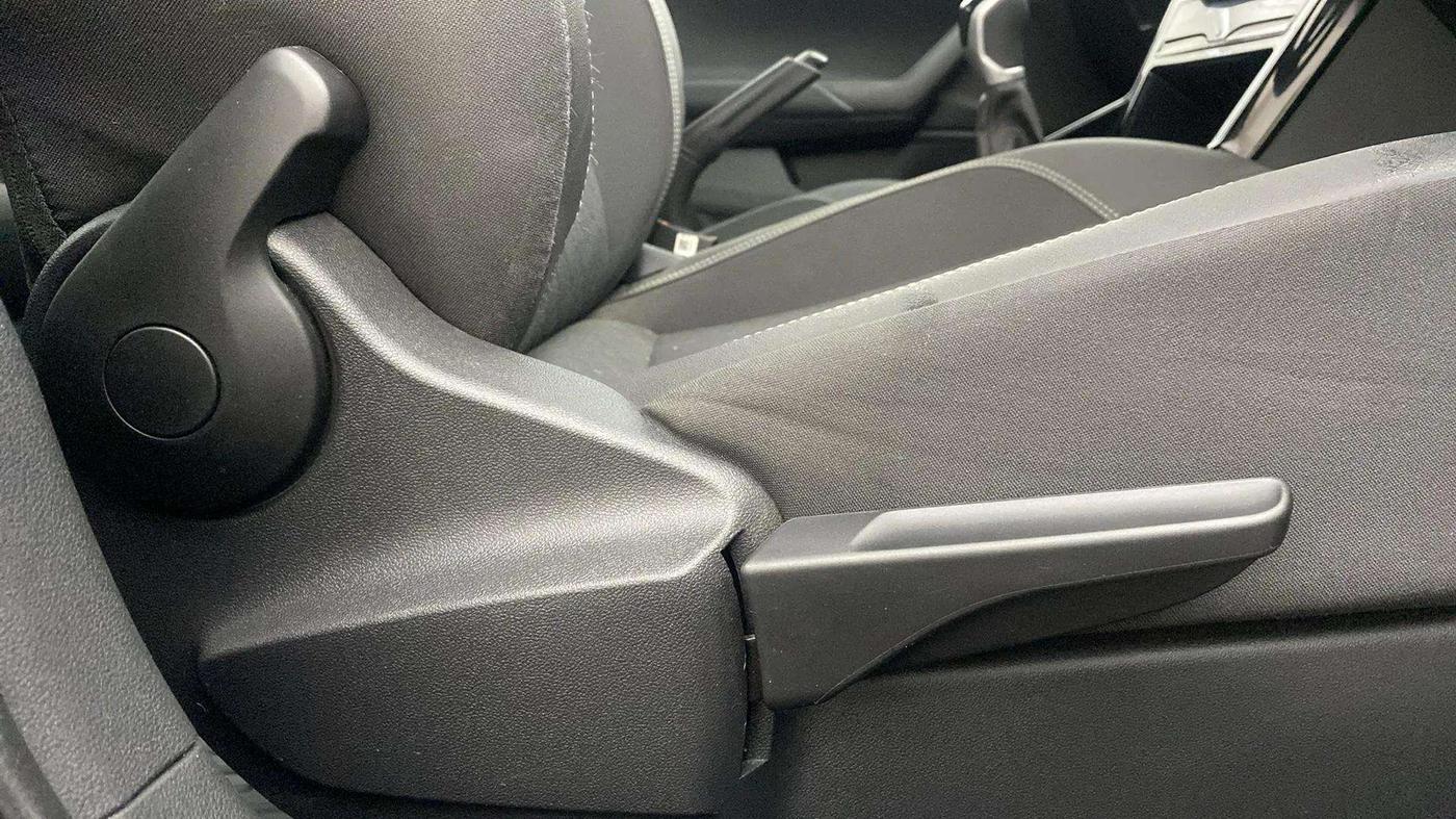 2024 Volkswagen VIRTUS GT Line 1.0 TSI MT, Petrol, Manual, 9,735 km, Driver Side Adjustment Panel