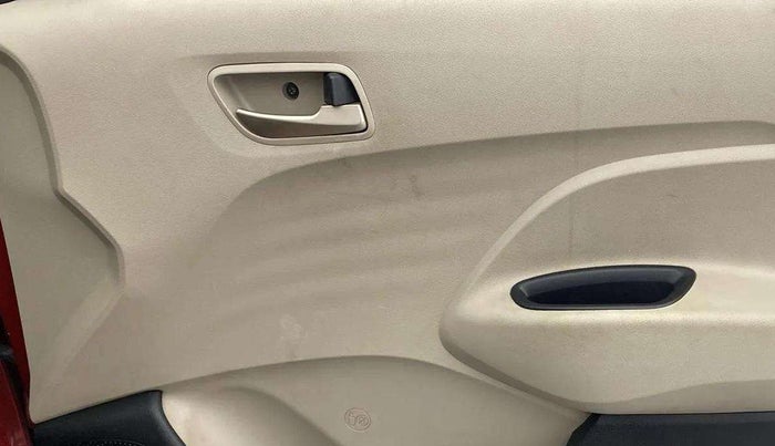 2020 Hyundai NEW SANTRO SPORTZ AMT, Petrol, Automatic, 55,119 km, Driver Side Door Panels Control